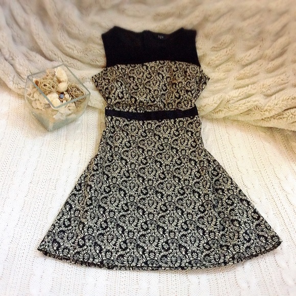 Blue Floral Dress - Picture 3 of 8